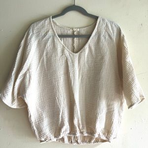 Suunday The Gauze Dolman Top in cream